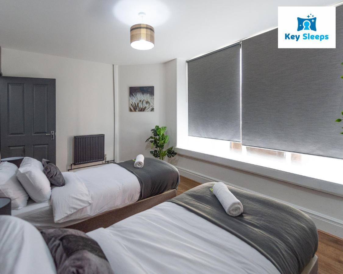 Five Bedroom Spacious Modern House By Keysleeps Short Lets Workington Lake District Beach Exterior foto